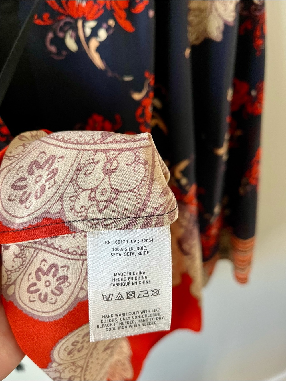 Meadow Rue 100% Silk Boho Peasant Style Tunic Blouse Size XS Navy Red Cream - Picture 3 of 8